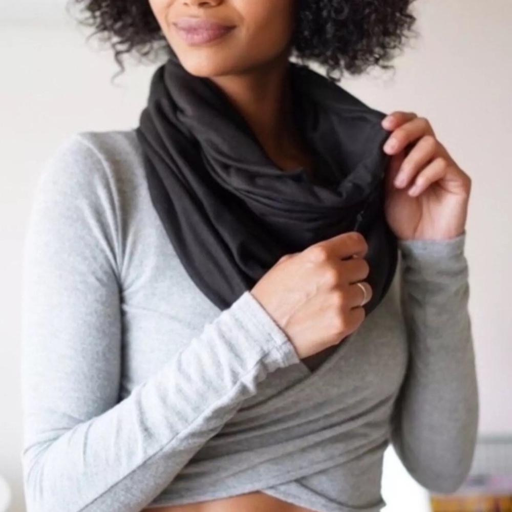 Beyond Yoga Pocket Infinity Scarf
